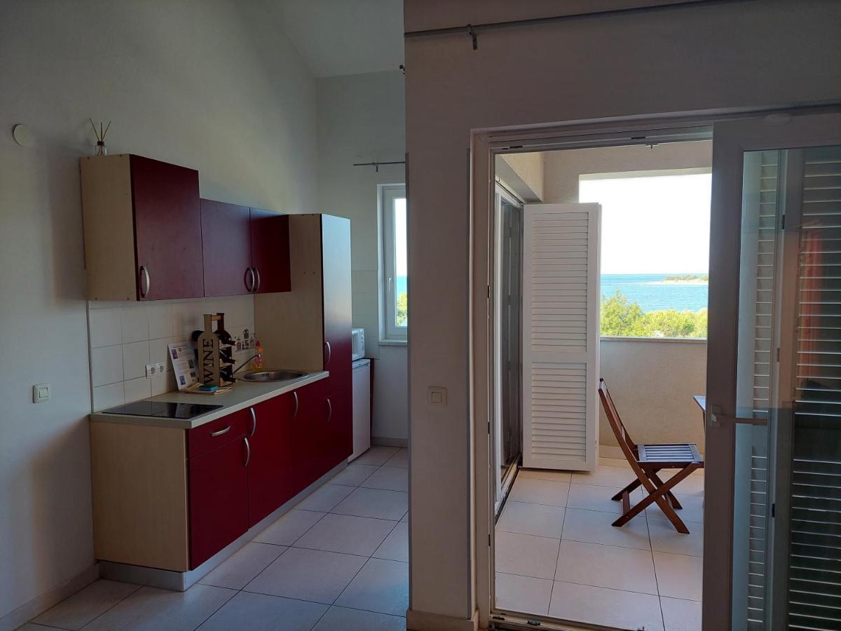 Apartments Henc Novigrad Istria 외부 사진