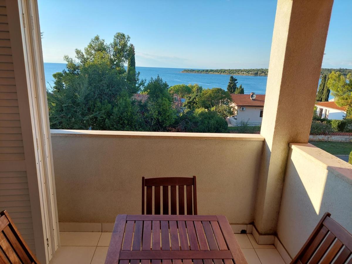 Apartments Henc Novigrad Istria 외부 사진