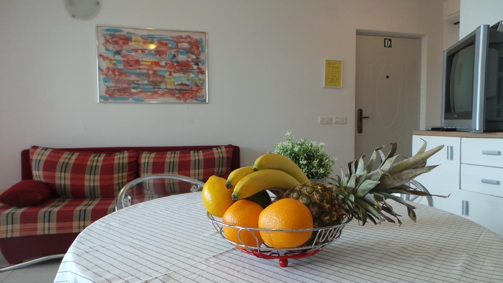 Apartments Henc Novigrad Istria 객실 사진