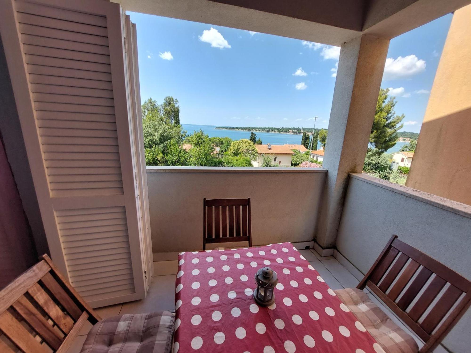 Apartments Henc Novigrad Istria 외부 사진