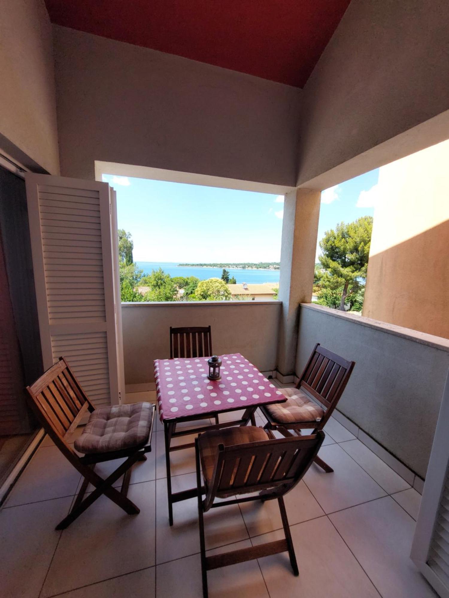 Apartments Henc Novigrad Istria 외부 사진