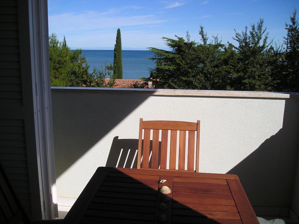 Apartments Henc Novigrad Istria 객실 사진
